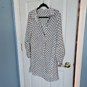 Pleione Monochrome Patterned Button Down Shirt